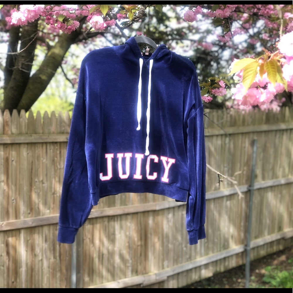 🌟JUICY COUTURE royal blue shirt.
